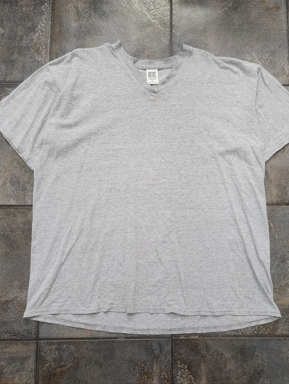 Vintage 90s Russell Athletic Men's XL Blank Essential V Neck Skater T Shirt